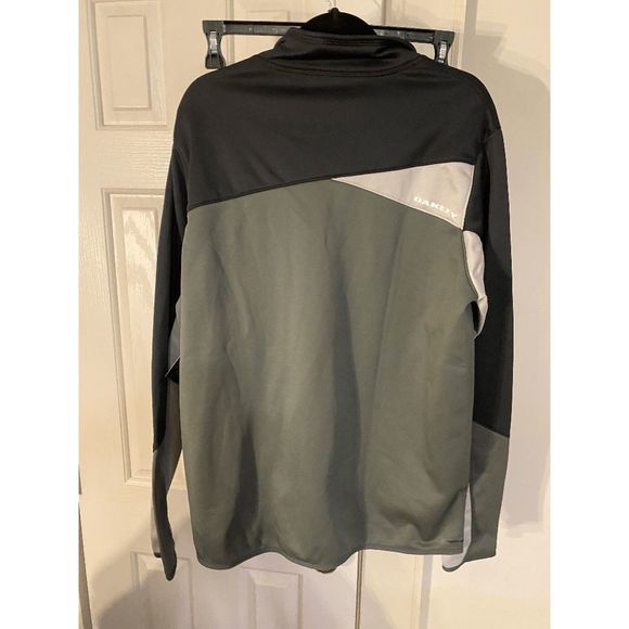 OAKLEY First Off Jet Black/Grey Hydrolix Outerwear Jacket Size XL - Picture 2 of 8